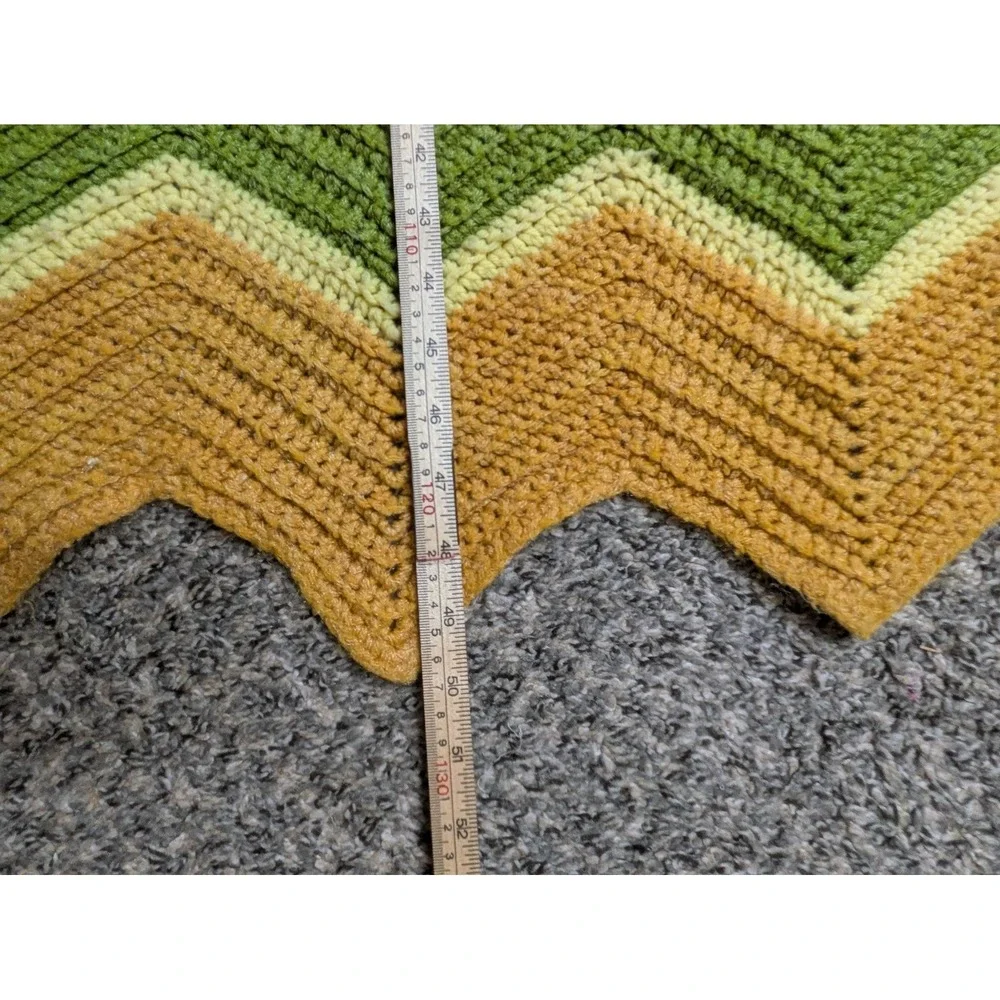 Handmade Crochet Throw Blanket 47x75 Green Yellow Chevron Retro Afghan